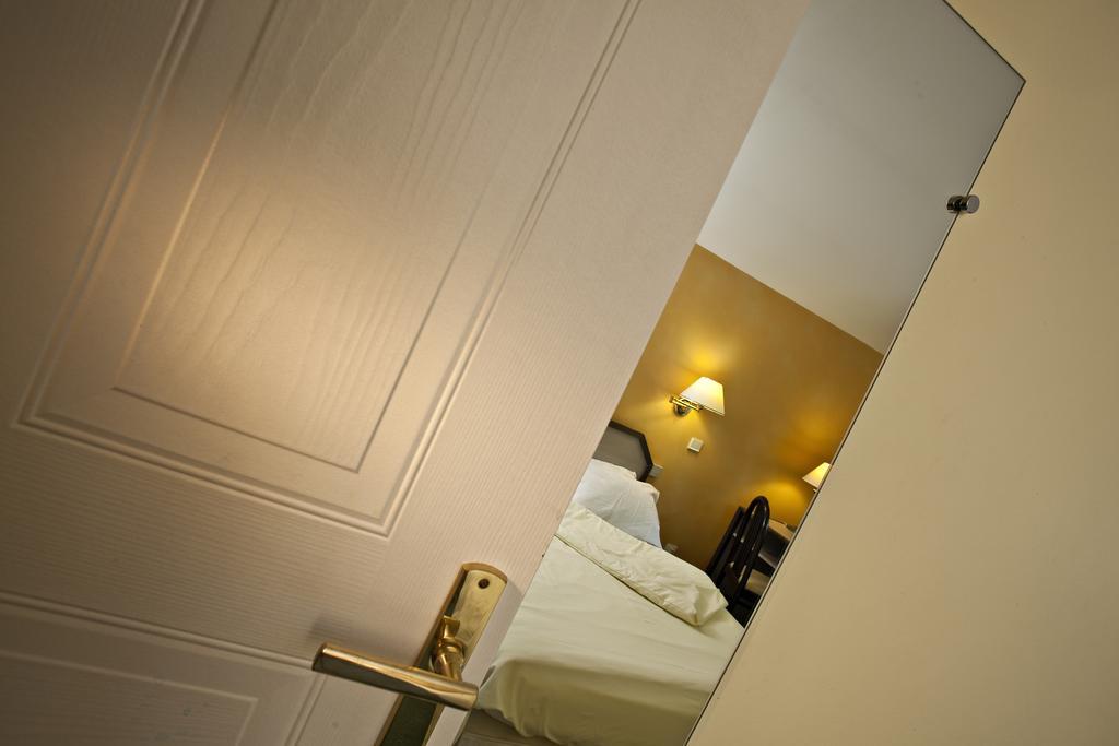 Hotel Athena Brides-les-Bains Exterior foto